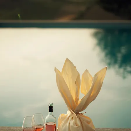 Alojamento de Turismo Selvagem Villaggio Brambui Durando Portacomaro