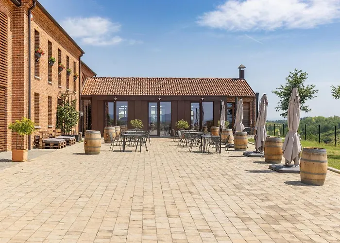 Villaggio Brambui Durando Portacomaro